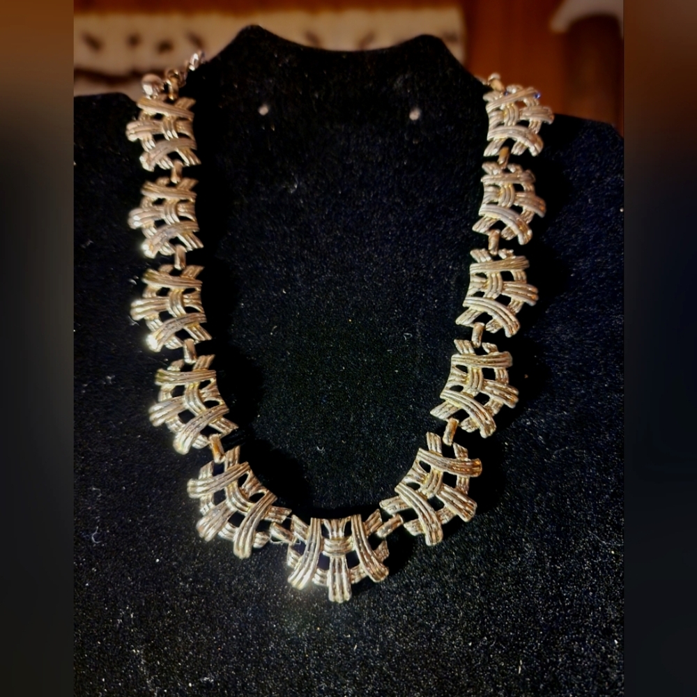 Vintage Coro Gold-Tone Textured Link Statement Necklace
